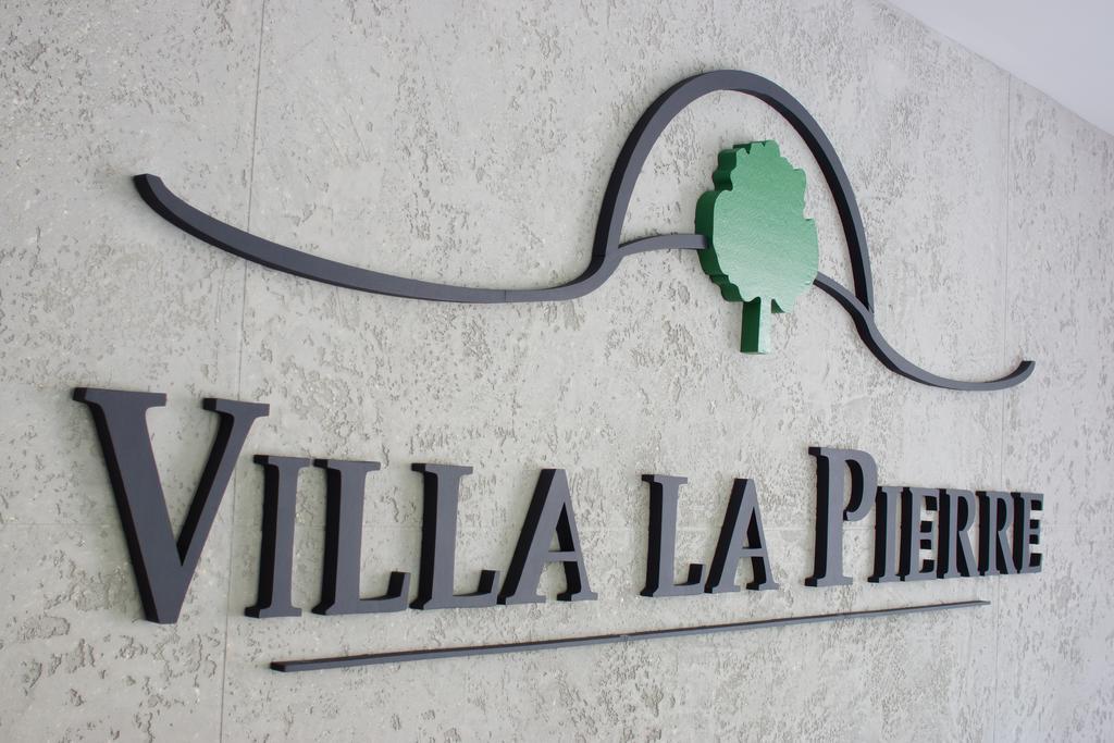 Villa La Pierre سترشيغوم المظهر الخارجي الصورة