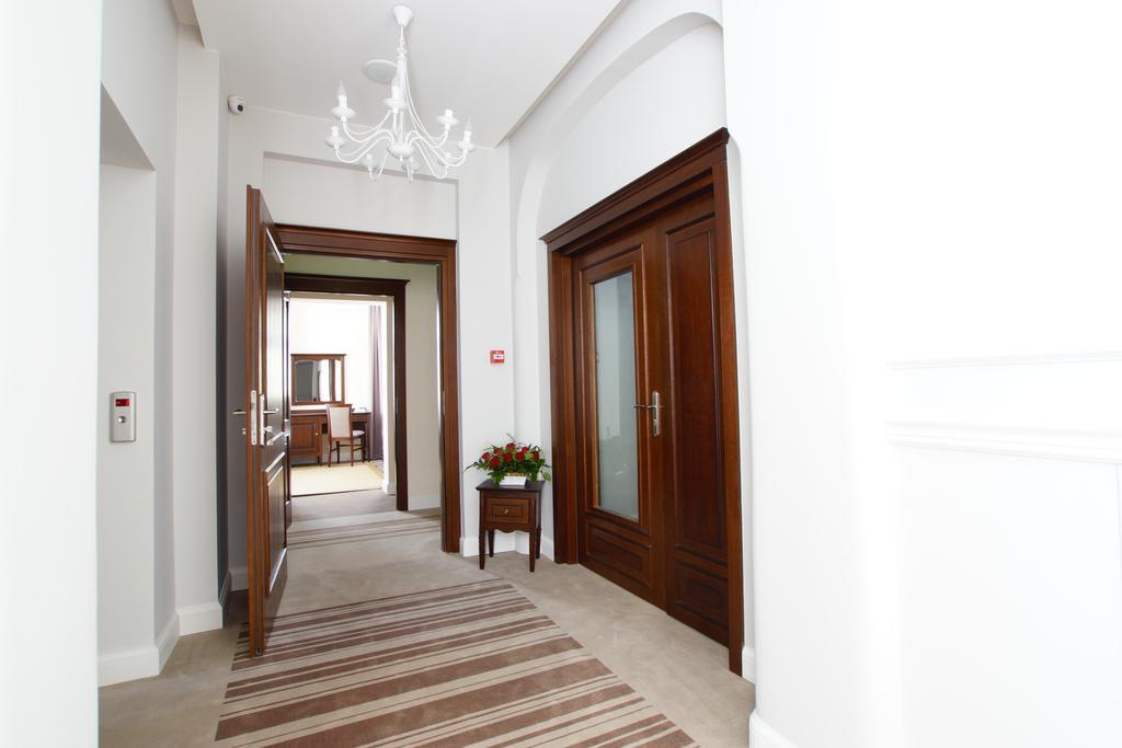 Villa La Pierre سترشيغوم المظهر الخارجي الصورة