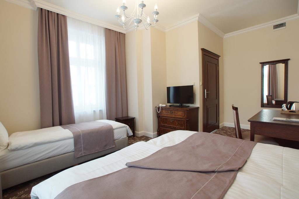 Villa La Pierre سترشيغوم المظهر الخارجي الصورة